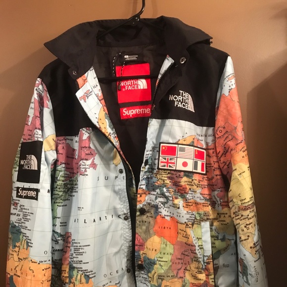 Supreme Other - Supreme x The North Face